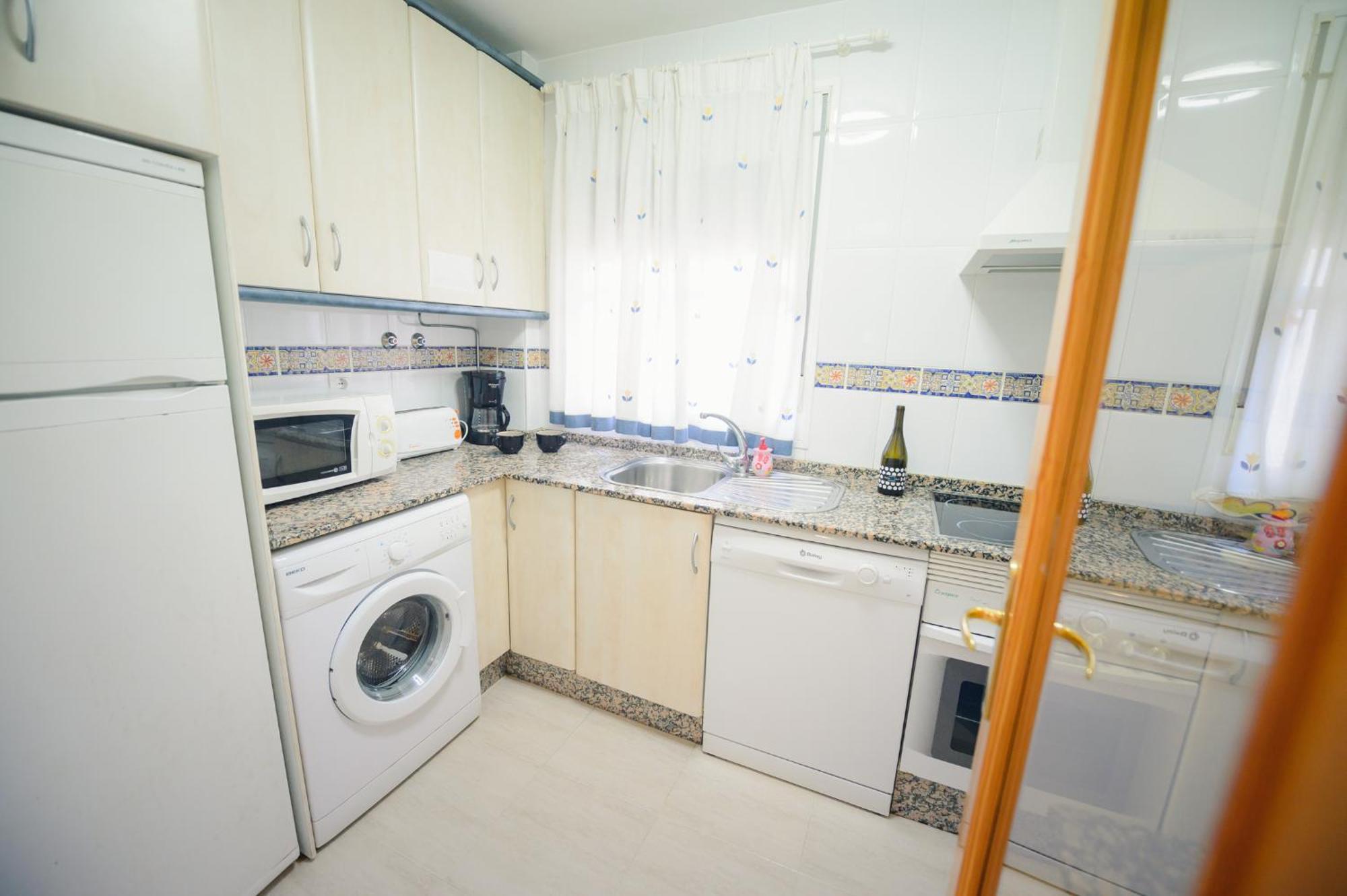 Apartamentos Rotonda โกนิล เด ลาฟรอนเตรา ห้อง รูปภาพ