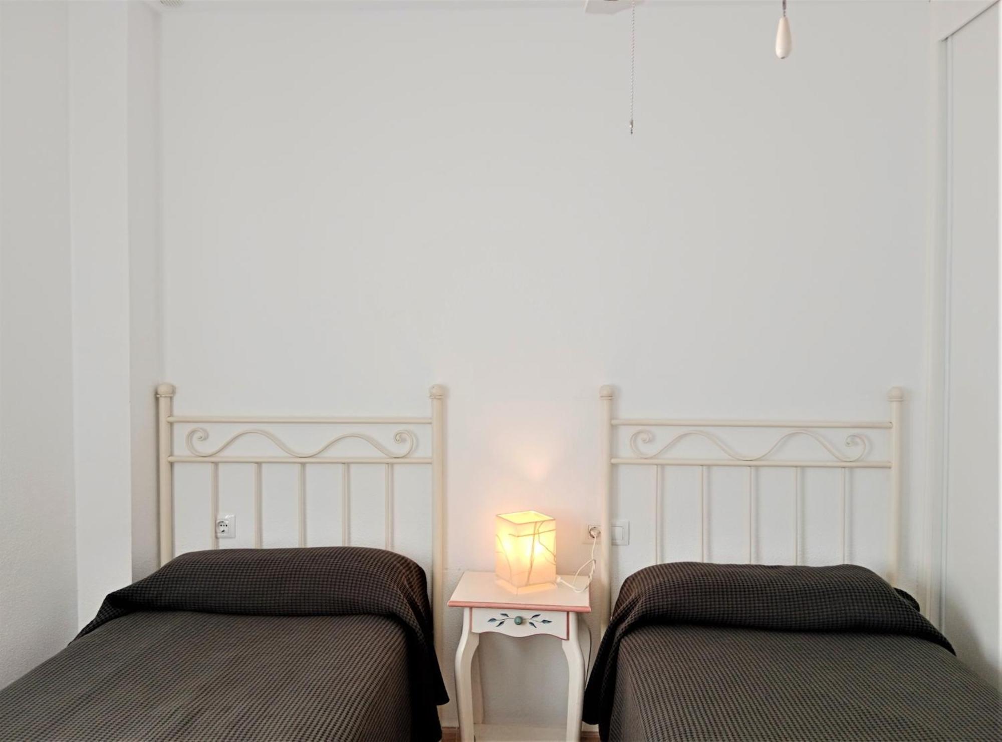 Apartamentos Rotonda โกนิล เด ลาฟรอนเตรา ห้อง รูปภาพ